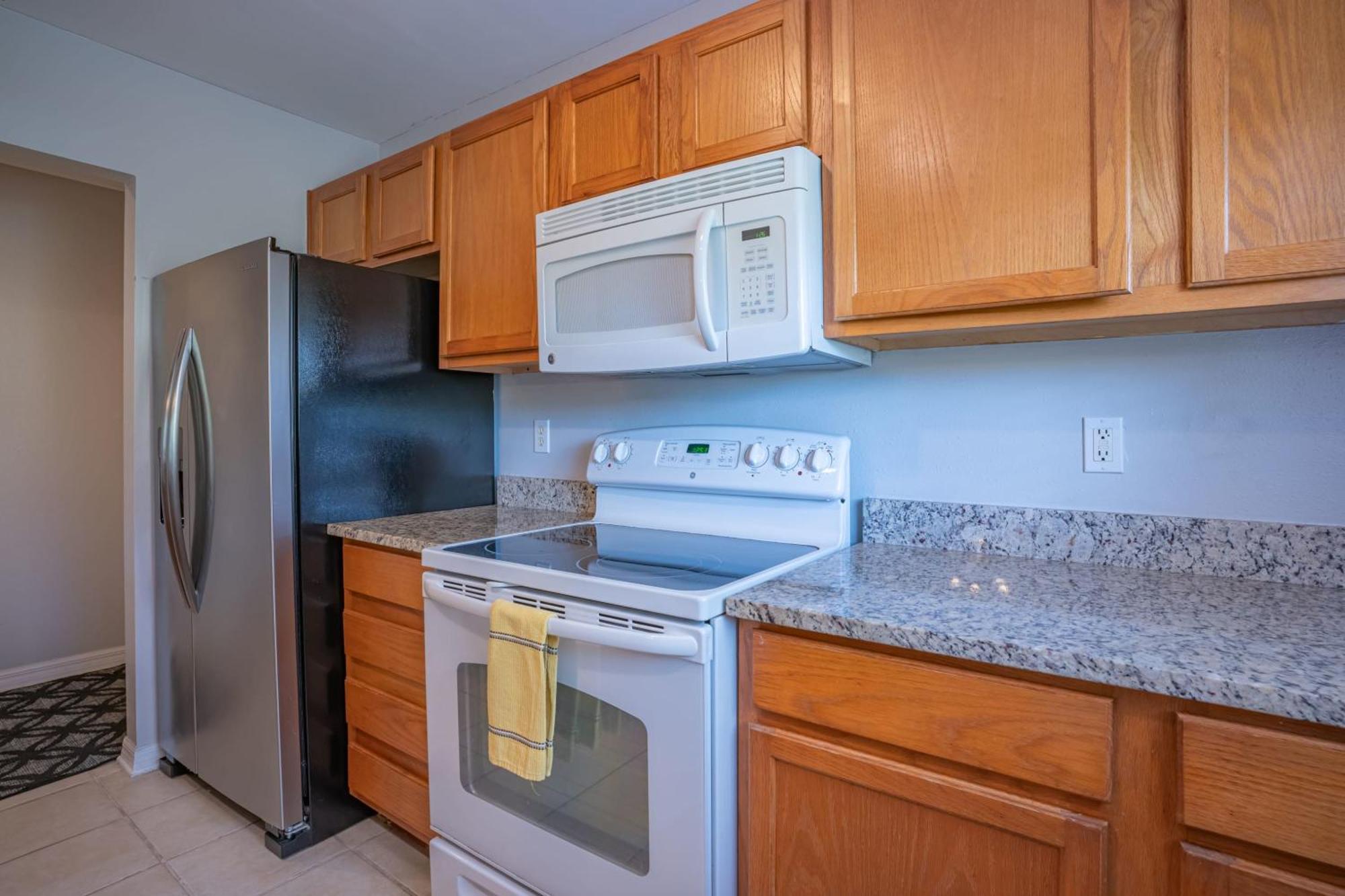Lovely 3 Bedroom First Floor Condo On Golf Course Sarasota Exterior photo