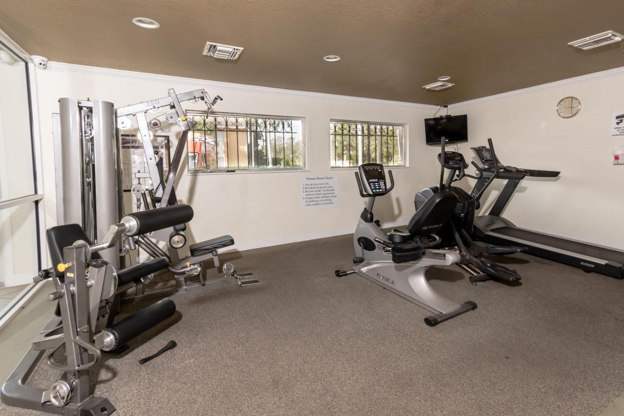 Lovely 3 Bedroom First Floor Condo On Golf Course Sarasota Exterior photo