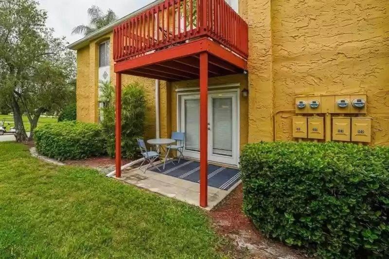 Lovely 3 Bedroom First Floor Condo On Golf Course Sarasota Exterior photo
